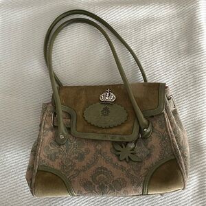 [My Flat in London] Tapestry handbag with rhinestone crown and bag charms